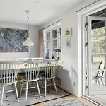 Ingalise - 500m From The Sea By Interhome