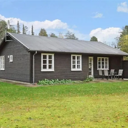 Ingalise - 500m From The Sea In Ne Jutland By Interhome Holiday home *