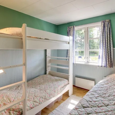 Ingalise - 500m From The Sea In Ne Jutland By Interhome * Hals