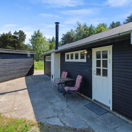 Ingalise - 500m From The Sea In Ne Jutland By Interhome * Hals